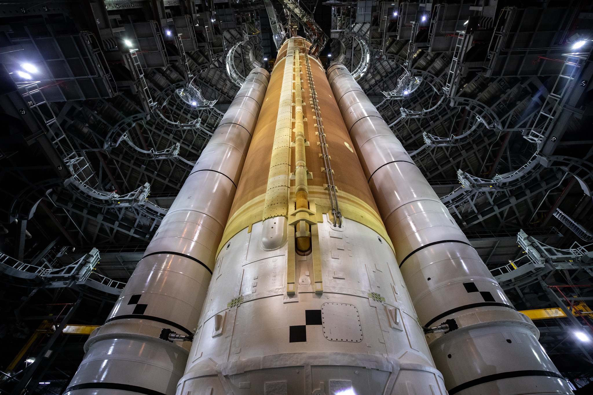 NASA’s Artemis II SLS (Space Launch System) rocket and Orion spacecraft